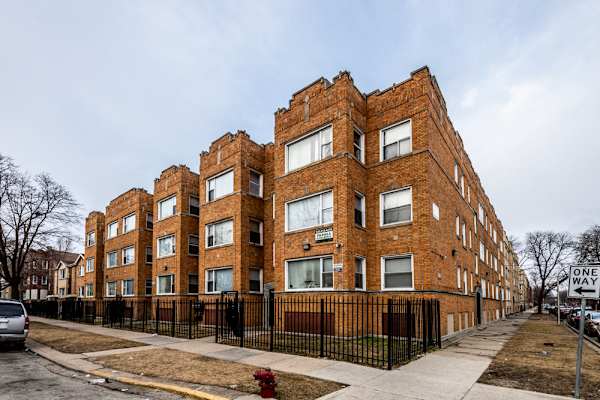 7800-10 S Kingston property
